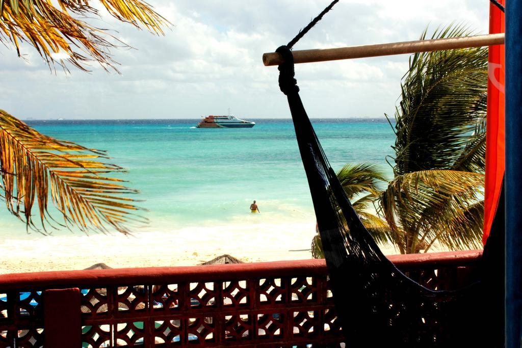 Fusion Beach Hotel Playa del Carmen Ruang foto
