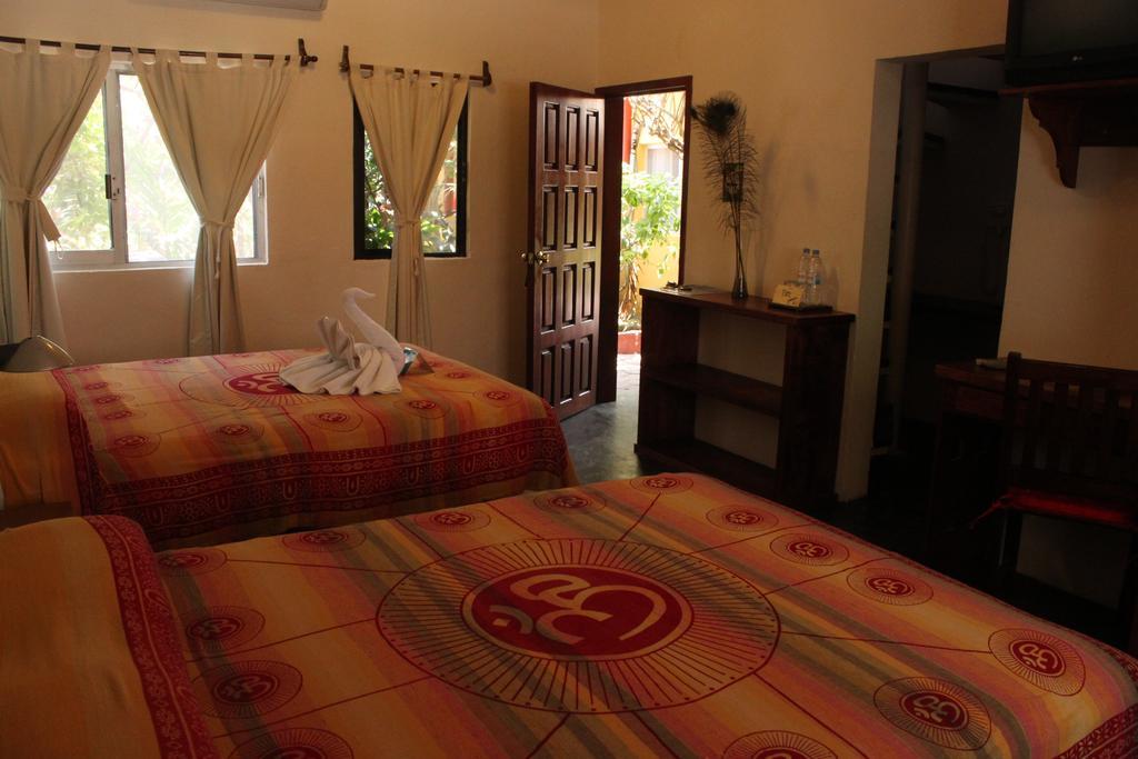 Fusion Beach Hotel Playa del Carmen Ruang foto