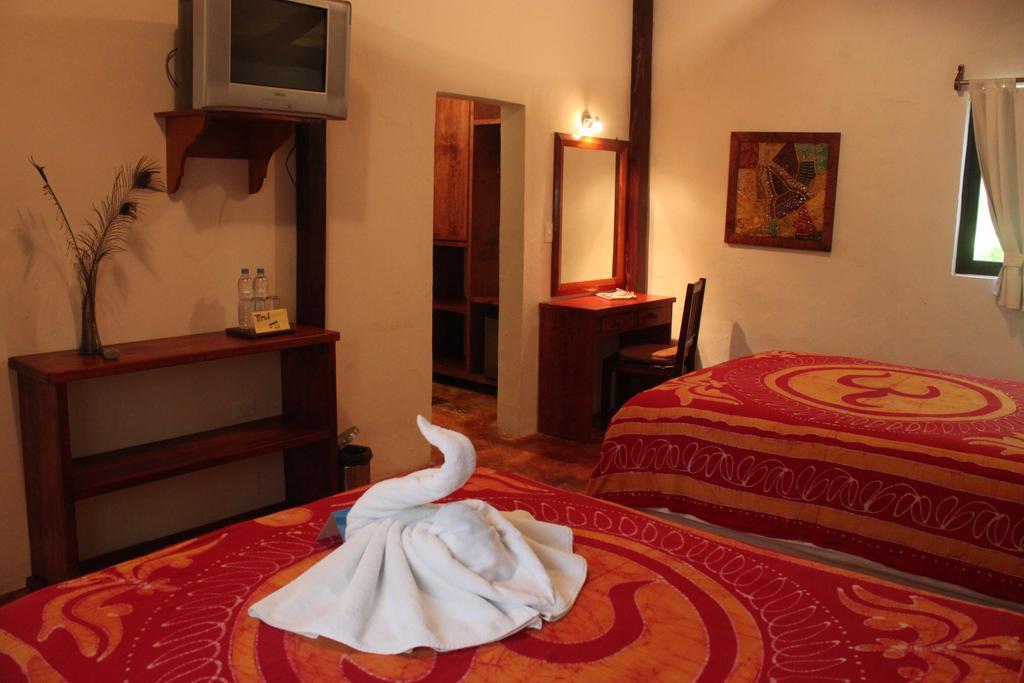 Fusion Beach Hotel Playa del Carmen Ruang foto